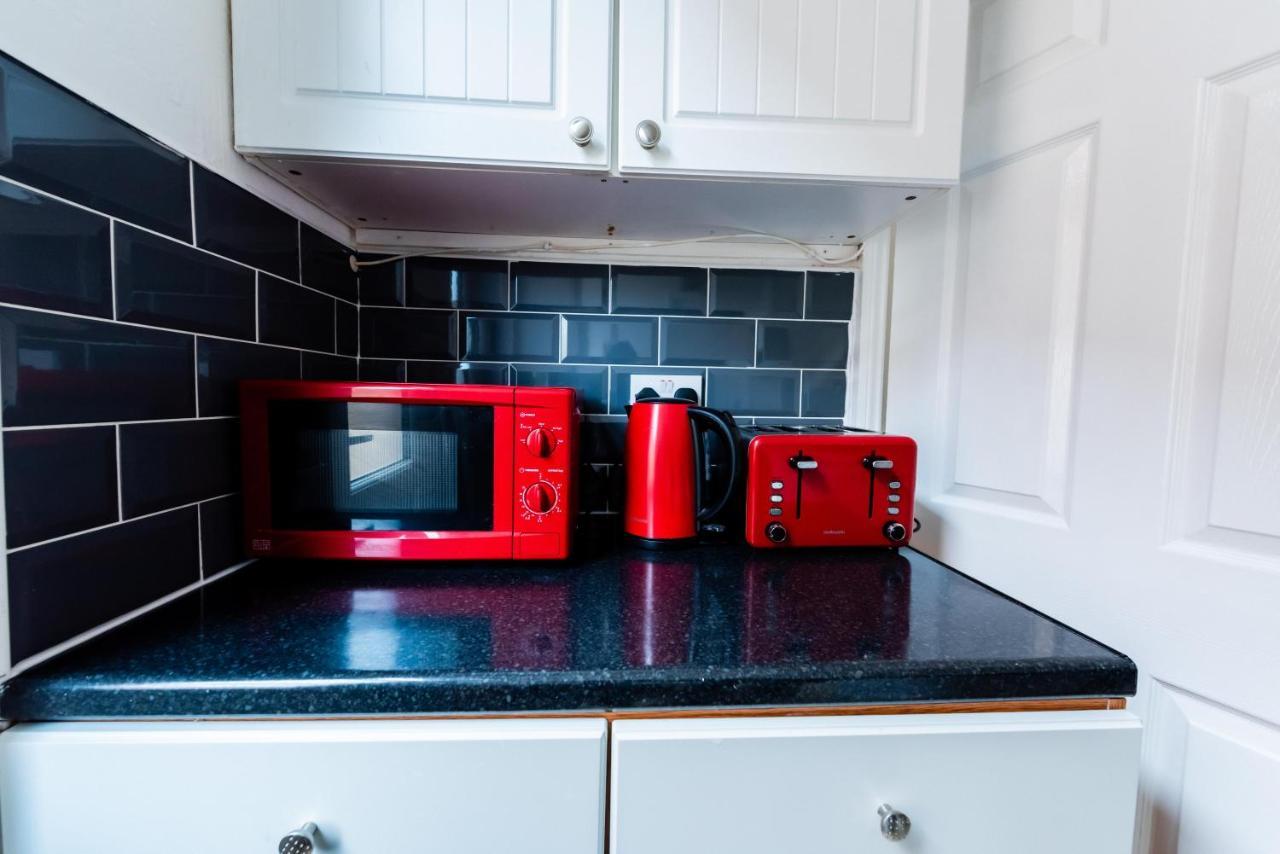 The Private Villa, Northampton Centre, 9 Beds, 5 Bedrooms, Sleeps 12 Exteriér fotografie